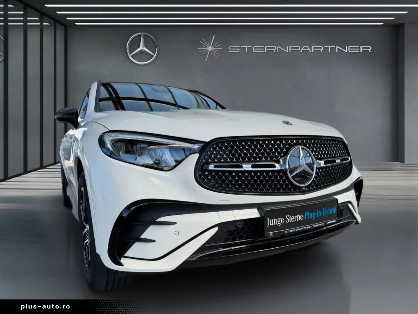 MERCEDES-BENZ GLC 300 e 4M AMG  Night-P  Pano-D  AHK&hellip;