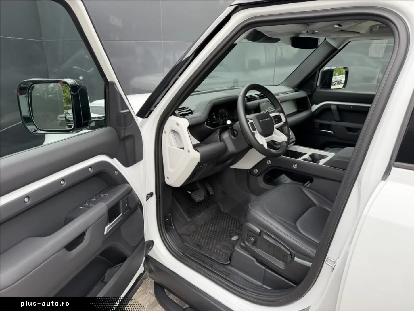LAND ROVER Defender 110 D200 MHEV S ZÁRUKA
