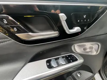 MERCEDES-BENZ GLC 300 de 4Matic AMG Line MEGA VOLL !!!!!!!
