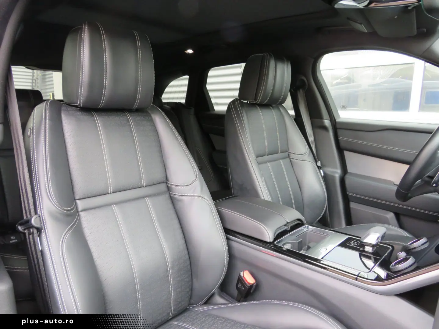 LAND ROVER Range Rover Velar P400   Kamera Navi App-Connect