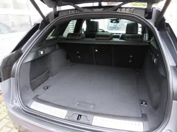 LAND ROVER Range Rover Velar P400   Kamera Navi App-Connect