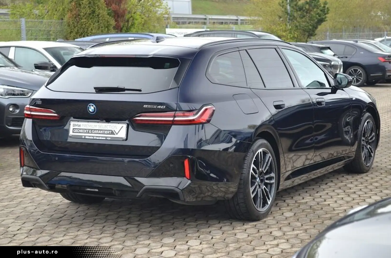 BMW i5 eDrive40 M Sport LiveCptProf.Bow&Wil.AHK.Pano