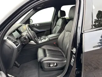 BMW X5 xDrive30d AHK 360  HEAD-UP RFK HIFI LORDOSE