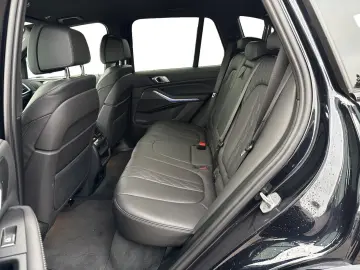 BMW X5 xDrive30d AHK 360  HEAD-UP RFK HIFI LORDOSE