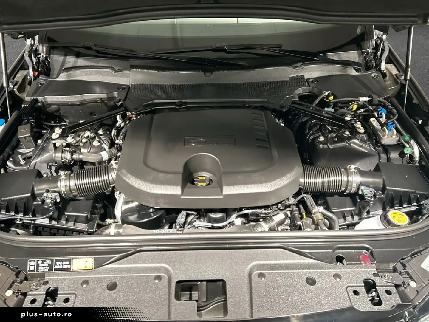 LAND ROVER Discovery D350 Dynamic SE