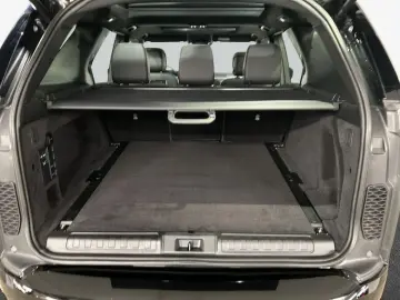 LAND ROVER Discovery D350 Dynamic SE