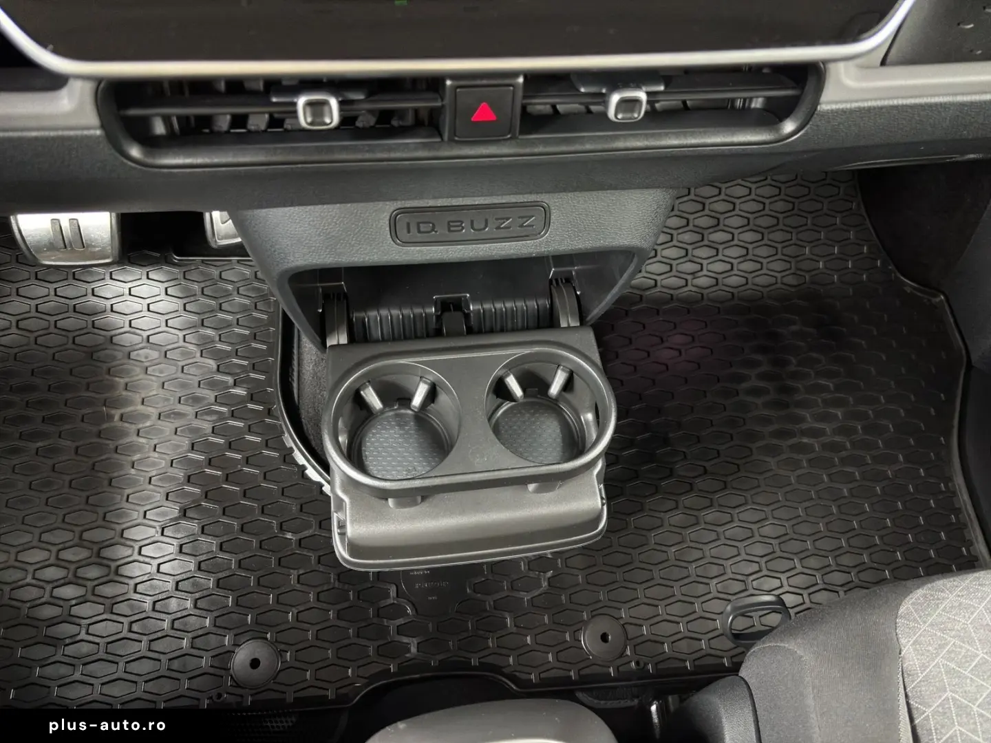 VW ID. Buzz Pro LR (Garantie 02 2030.AHK.Kamera.7 S