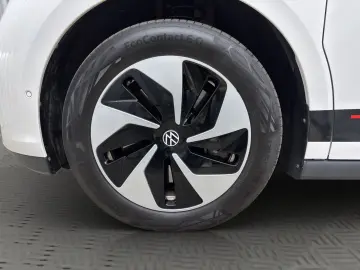 VW ID. Buzz Pro LR (Garantie 02 2030.AHK.Kamera.7 S