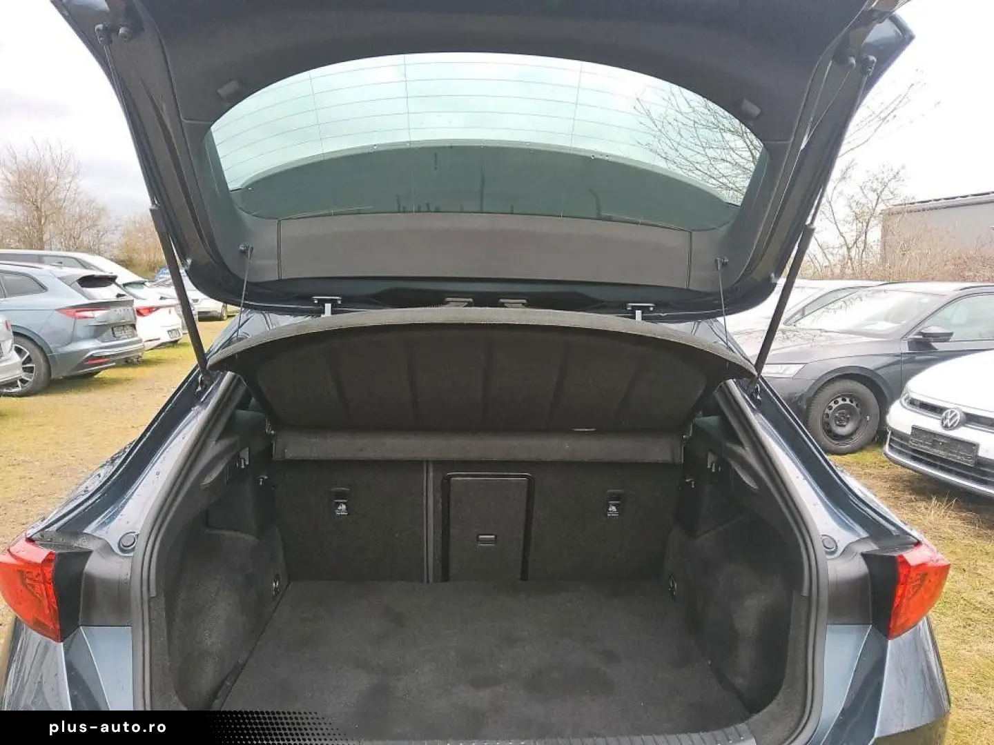 CUPRA Formentor VZ e-Hybrid Aut. Navi SHZ AHK DCC ACC