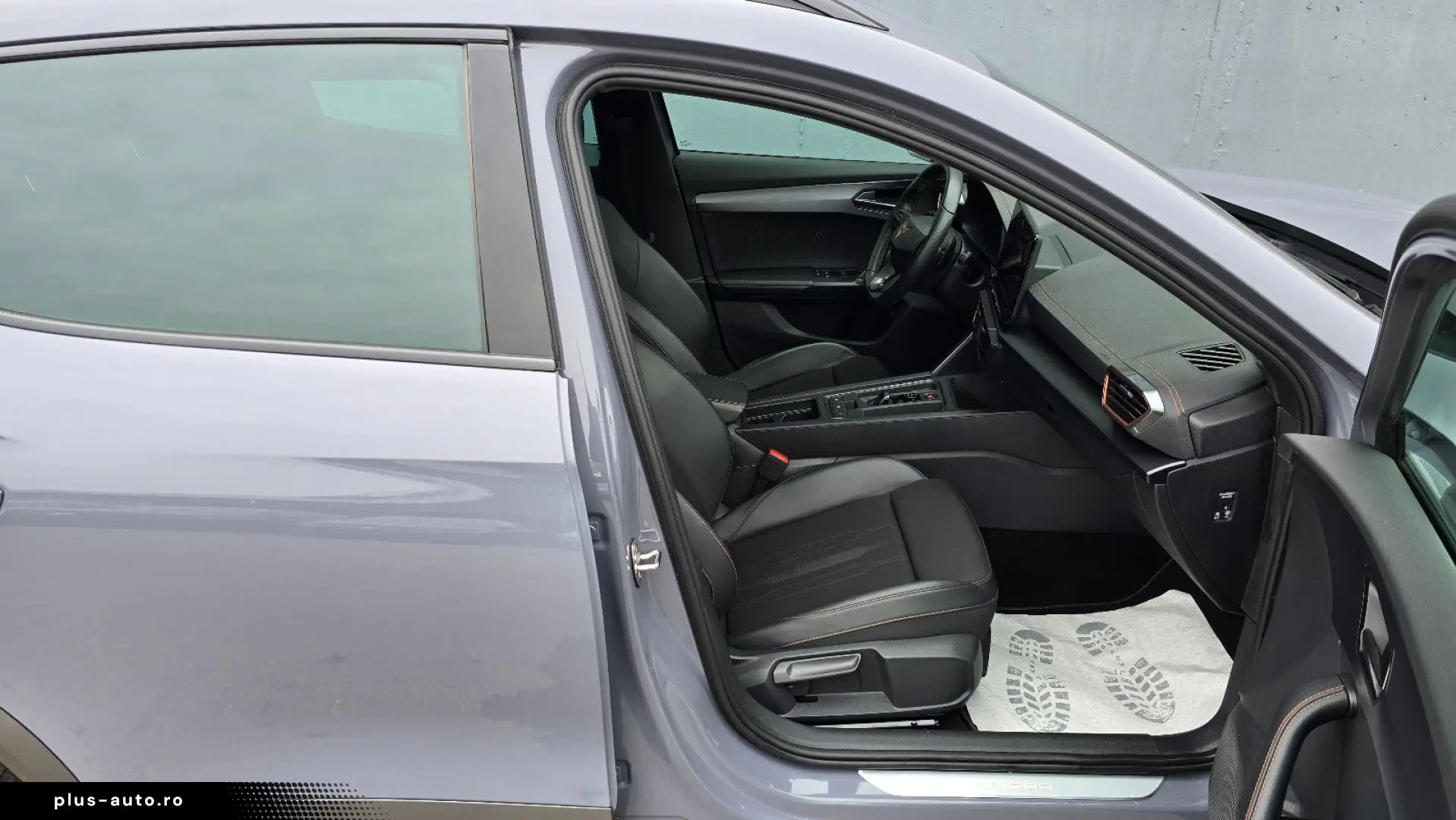 CUPRA Formentor 1.4 e-HYBRID DSG Virtual Navi K-les 19