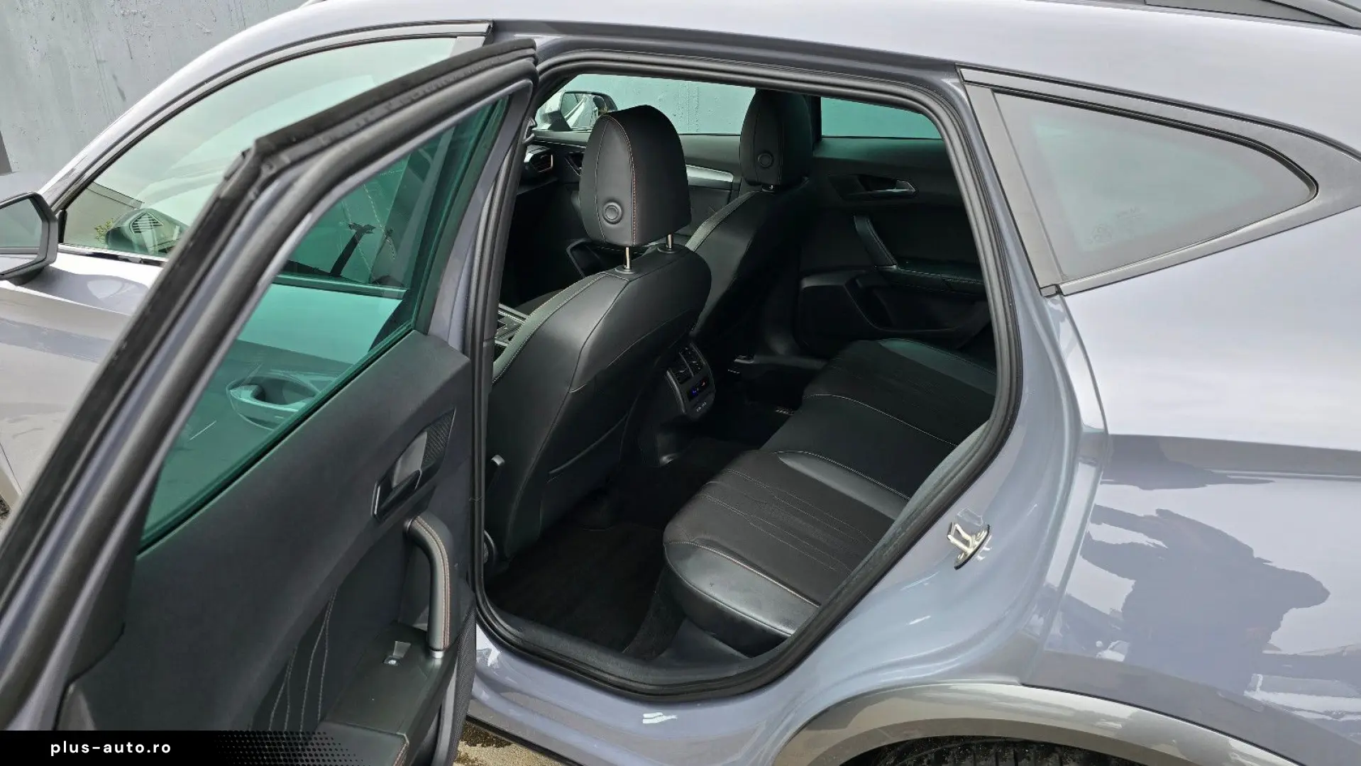 CUPRA Formentor 1.4 e-HYBRID DSG Virtual Navi K-les 19