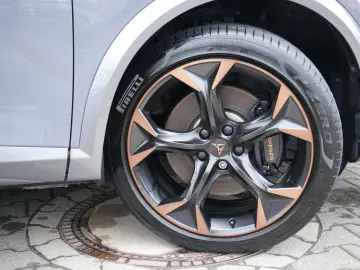 CUPRA Formentor 1.4 TSI VZ e-Hybrid DCC ACC LED COPPER