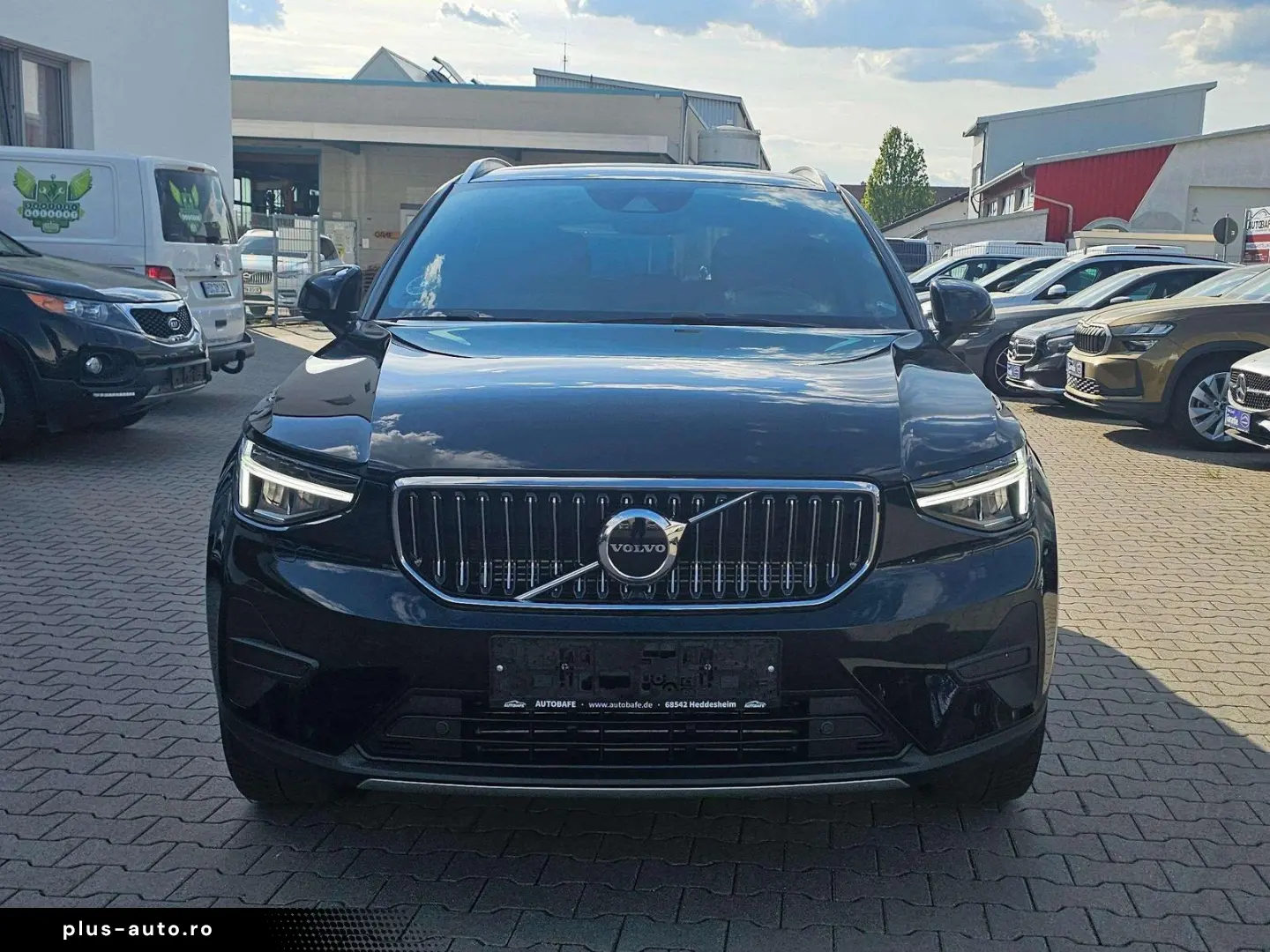 VOLVO XC40 Core Recharge Plug-In Hybrid 2WD