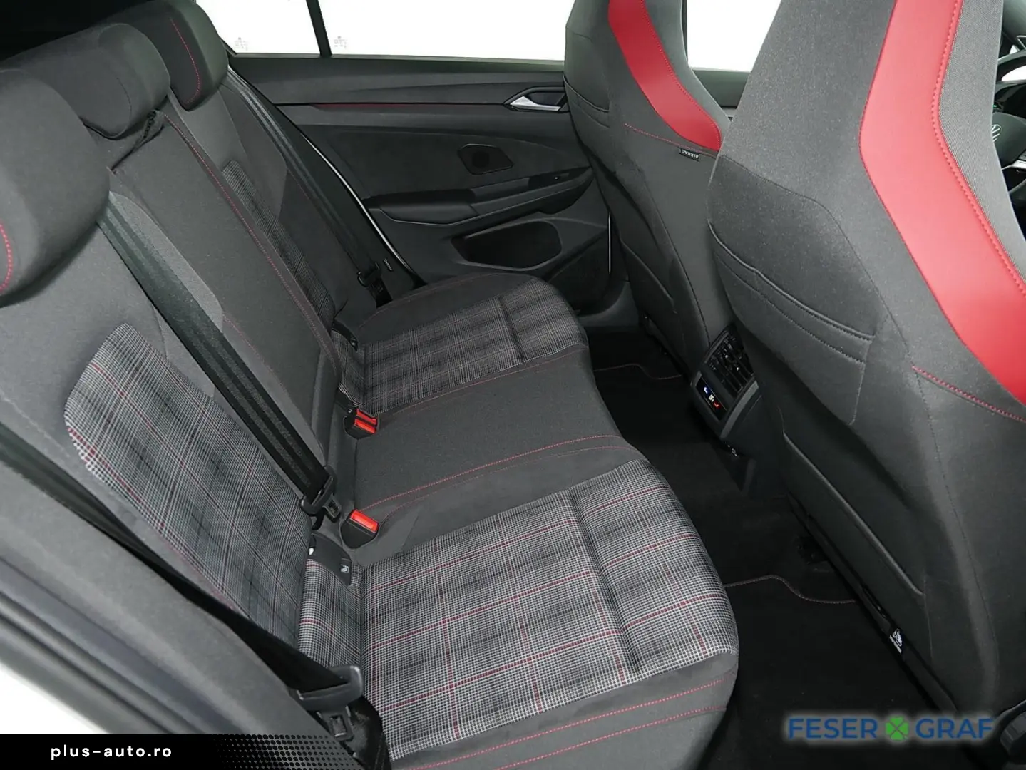VW Golf 8 GTI 2.0 TSI DSG Navi Pano IQ-LED Kamera D
