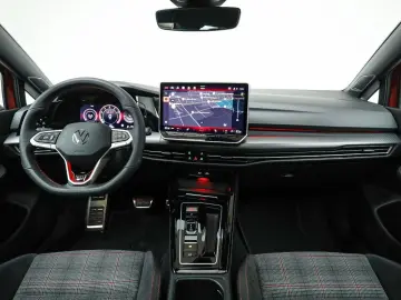 VW Golf GTI 2.0 TSI DSG NAV SHZ H&K Kamera Pano
