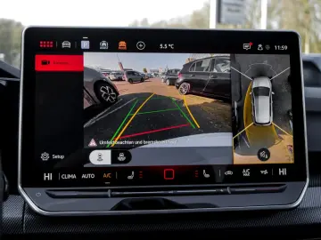 VW Golf VIII GTI LED  Navi Pano AreaView HarmanKard