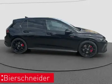 VW Golf GTI 8 2.0 TSI DSG BLACK-STYLE PANO IQ.LIGHT