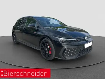 VW Golf GTI 8 2.0 TSI DSG BLACK-STYLE PANO IQ.LIGHT