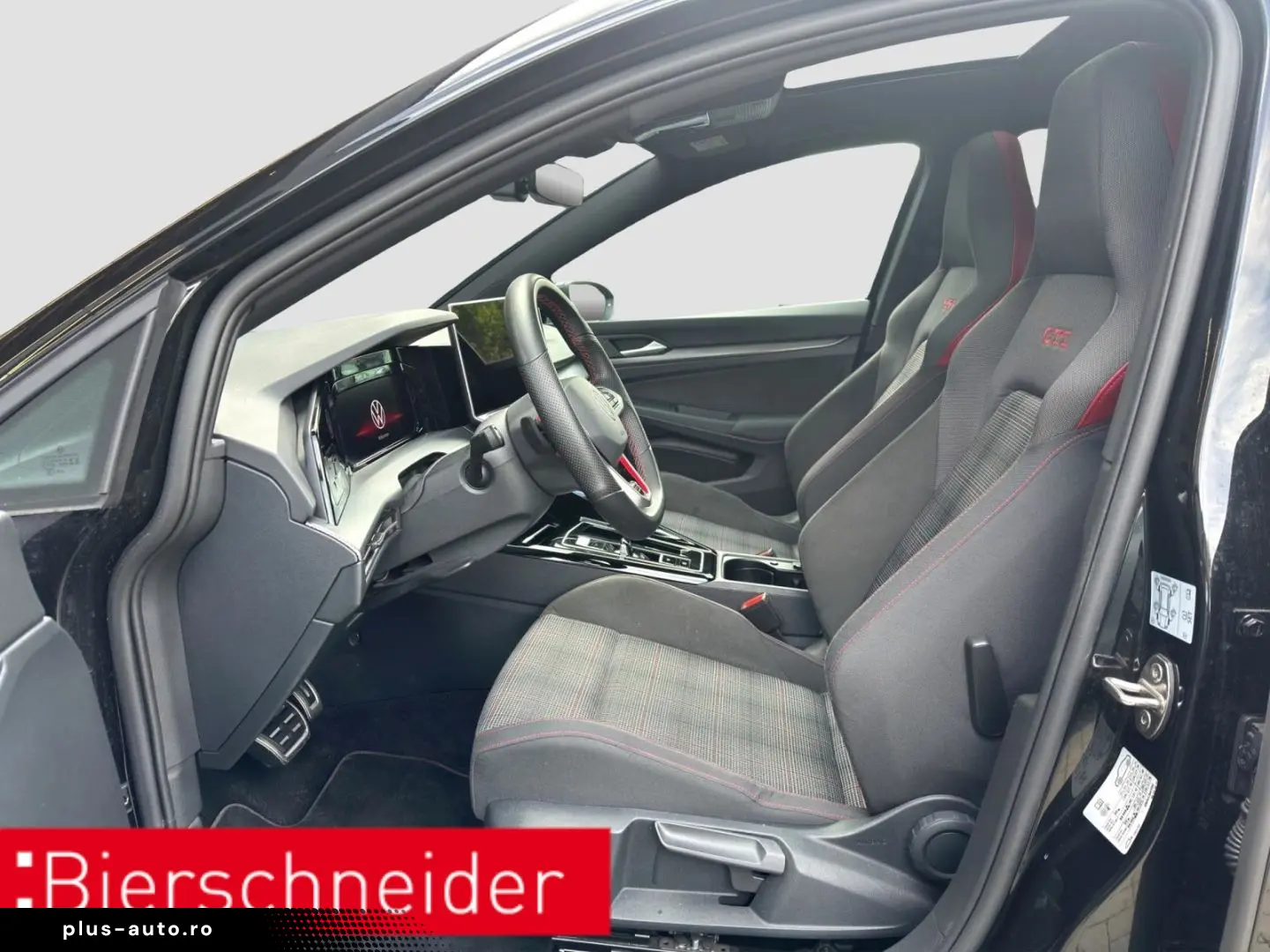 VW Golf GTI 8 2.0 TSI DSG BLACK-STYLE PANO IQ.LIGHT