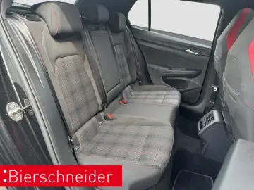 VW Golf GTI 8 2.0 TSI DSG BLACK-STYLE PANO IQ.LIGHT