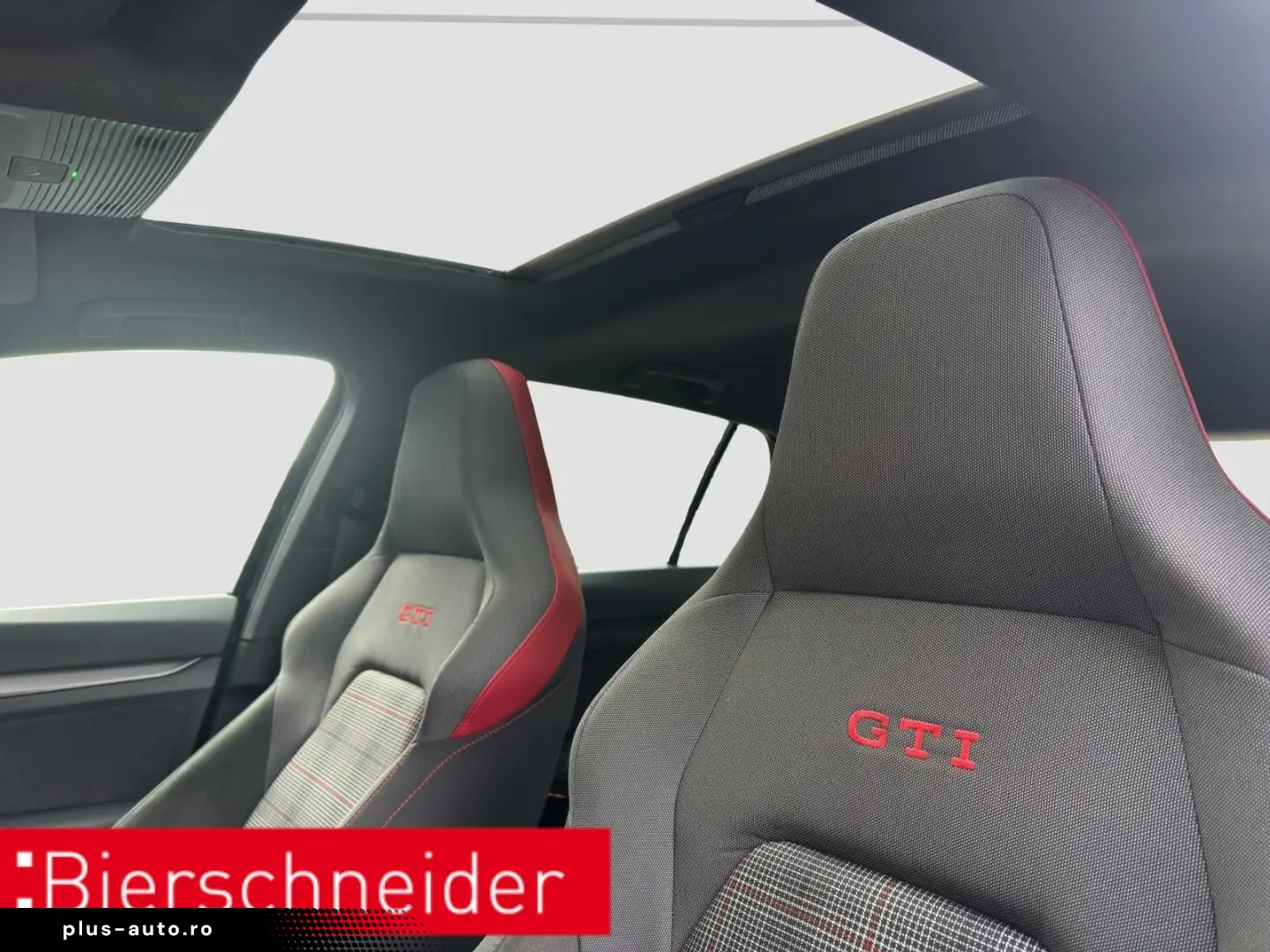 VW Golf GTI 8 2.0 TSI DSG BLACK-STYLE PANO IQ.LIGHT