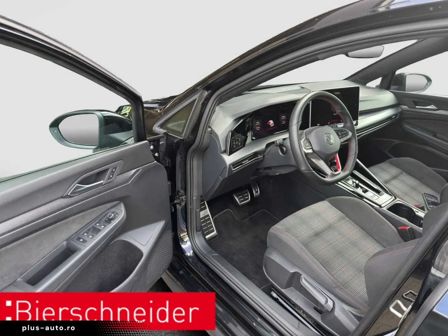 VW Golf GTI 8 2.0 TSI DSG BLACK-STYLE PANO IQ.LIGHT