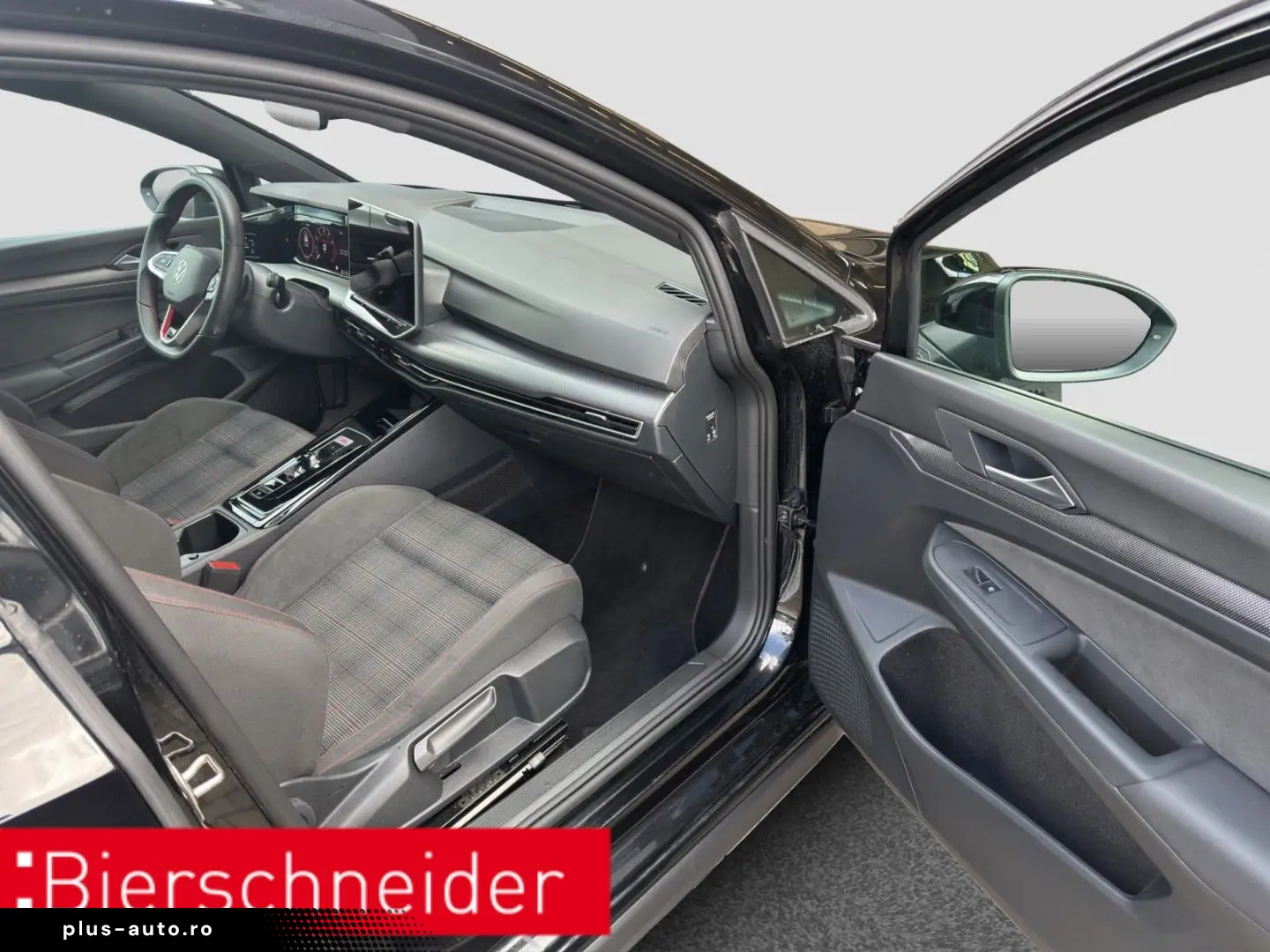 VW Golf GTI 8 2.0 TSI DSG BLACK-STYLE PANO IQ.LIGHT
