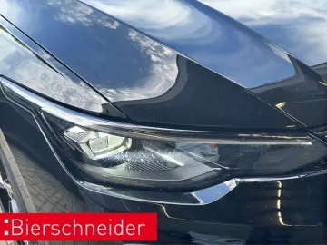 VW Golf GTI 8 2.0 TSI DSG BLACK-STYLE PANO IQ.LIGHT