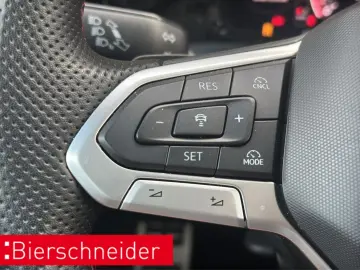 VW Golf GTI 8 2.0 TSI DSG BLACK-STYLE PANO IQ.LIGHT