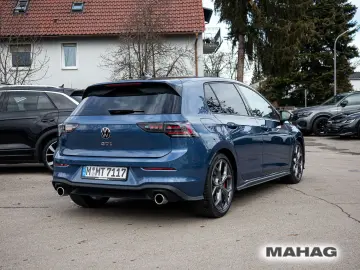 VW Golf VIII GTI 2.0 TSI BlackStyle Navi IQ.LIGHT A