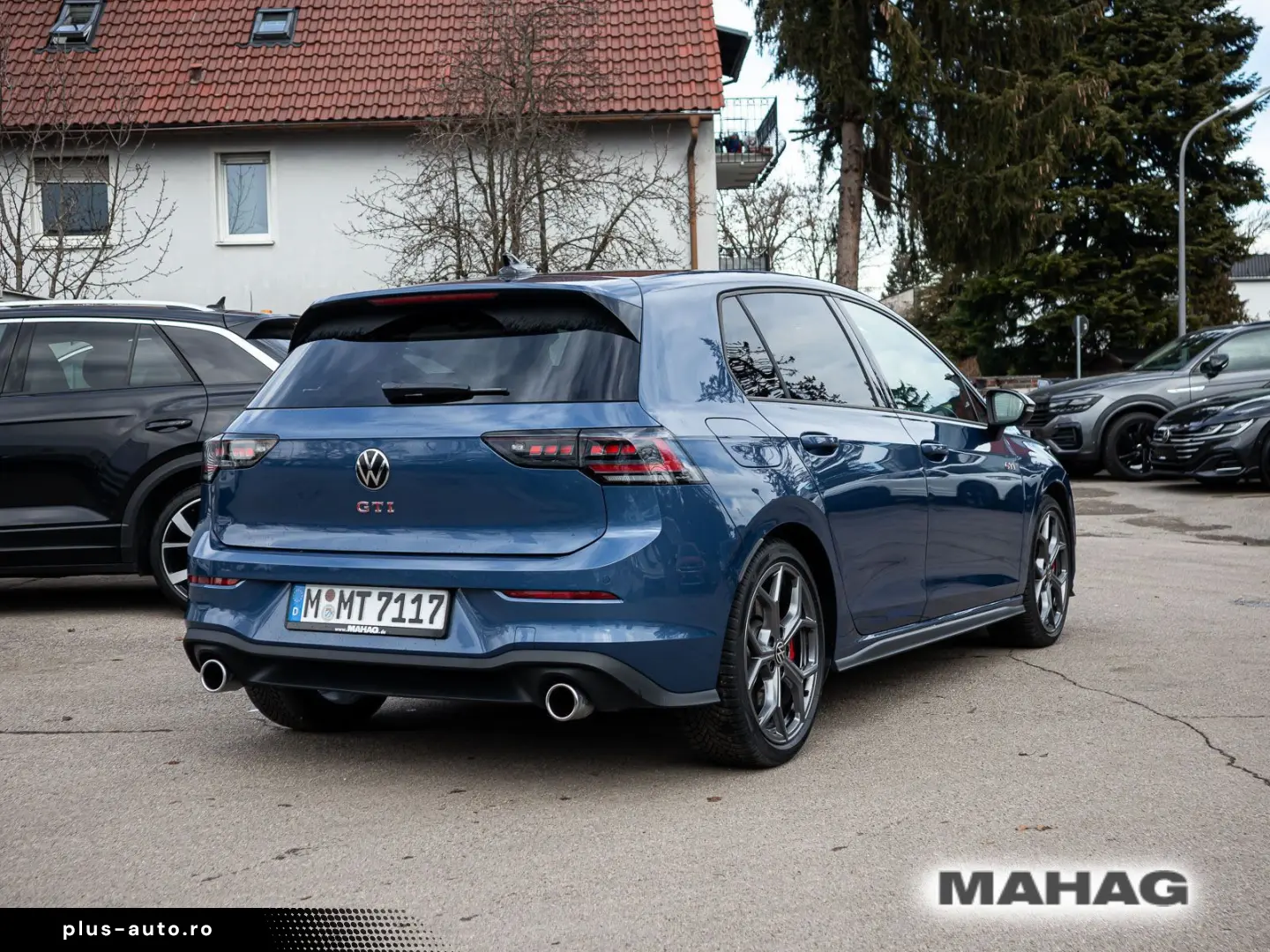 VW Golf VIII GTI 2.0 TSI BlackStyle Navi IQ.LIGHT A