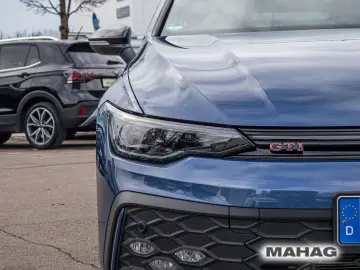 VW Golf VIII GTI 2.0 TSI BlackStyle Navi IQ.LIGHT A