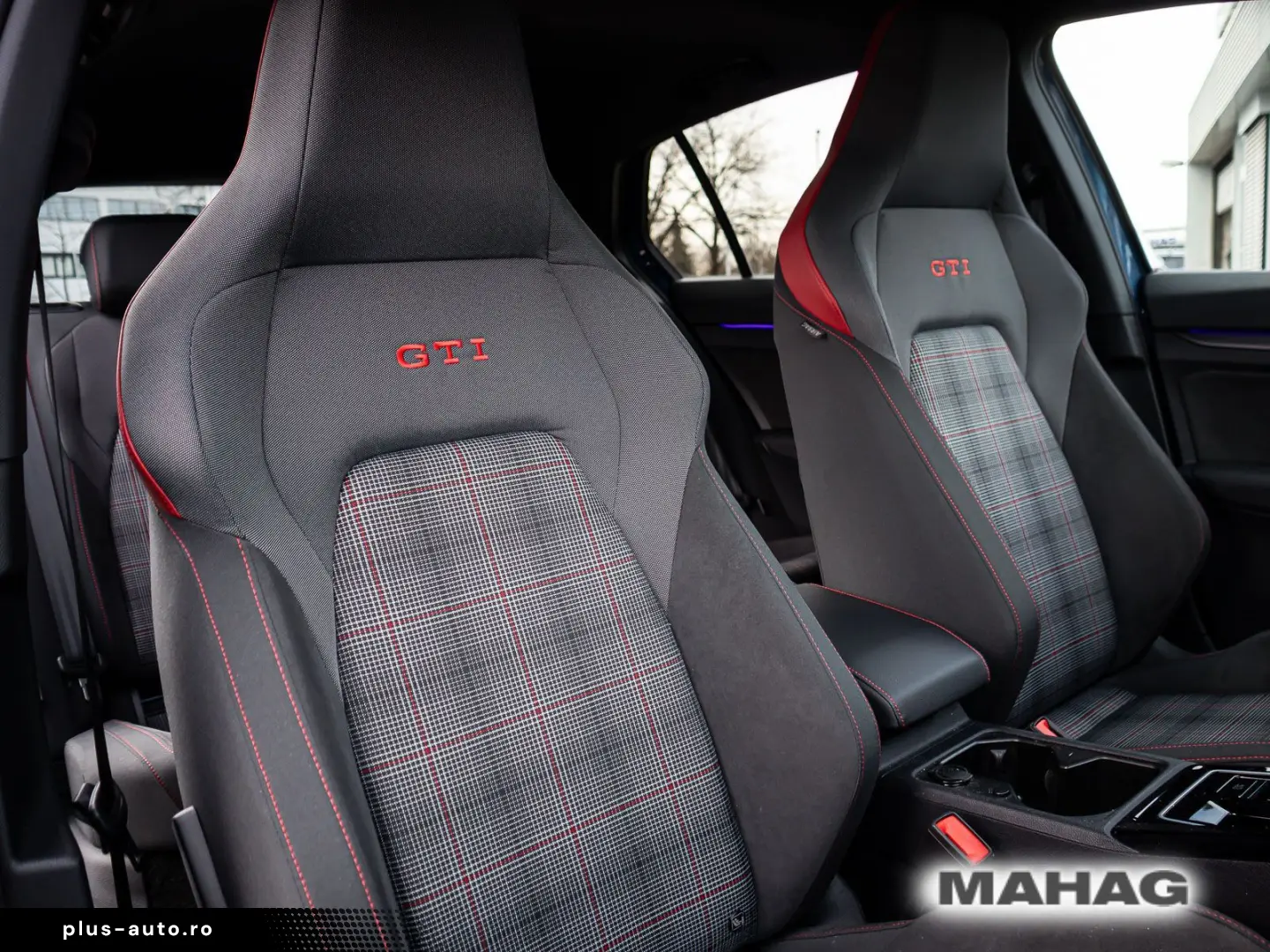 VW Golf VIII GTI 2.0 TSI BlackStyle Navi IQ.LIGHT A