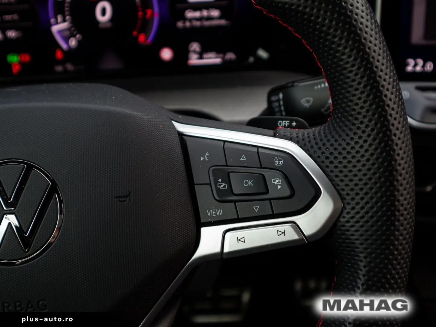 VW Golf VIII GTI 2.0 TSI BlackStyle Navi IQ.LIGHT A