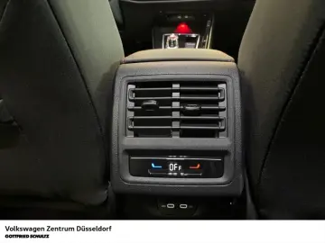 VW Golf GTI 2.0 TSI DSG Design Black Style Pano