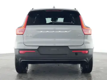 VOLVO XC40 Plus Dark 2WD AHK Digitales Cockpit Memory