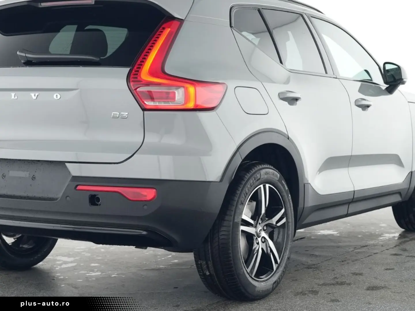VOLVO XC40 Plus Dark 2WD AHK Digitales Cockpit Memory