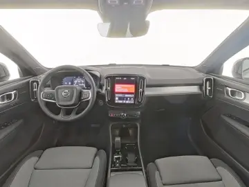 VOLVO XC40 Plus Dark 2WD AHK Digitales Cockpit Memory
