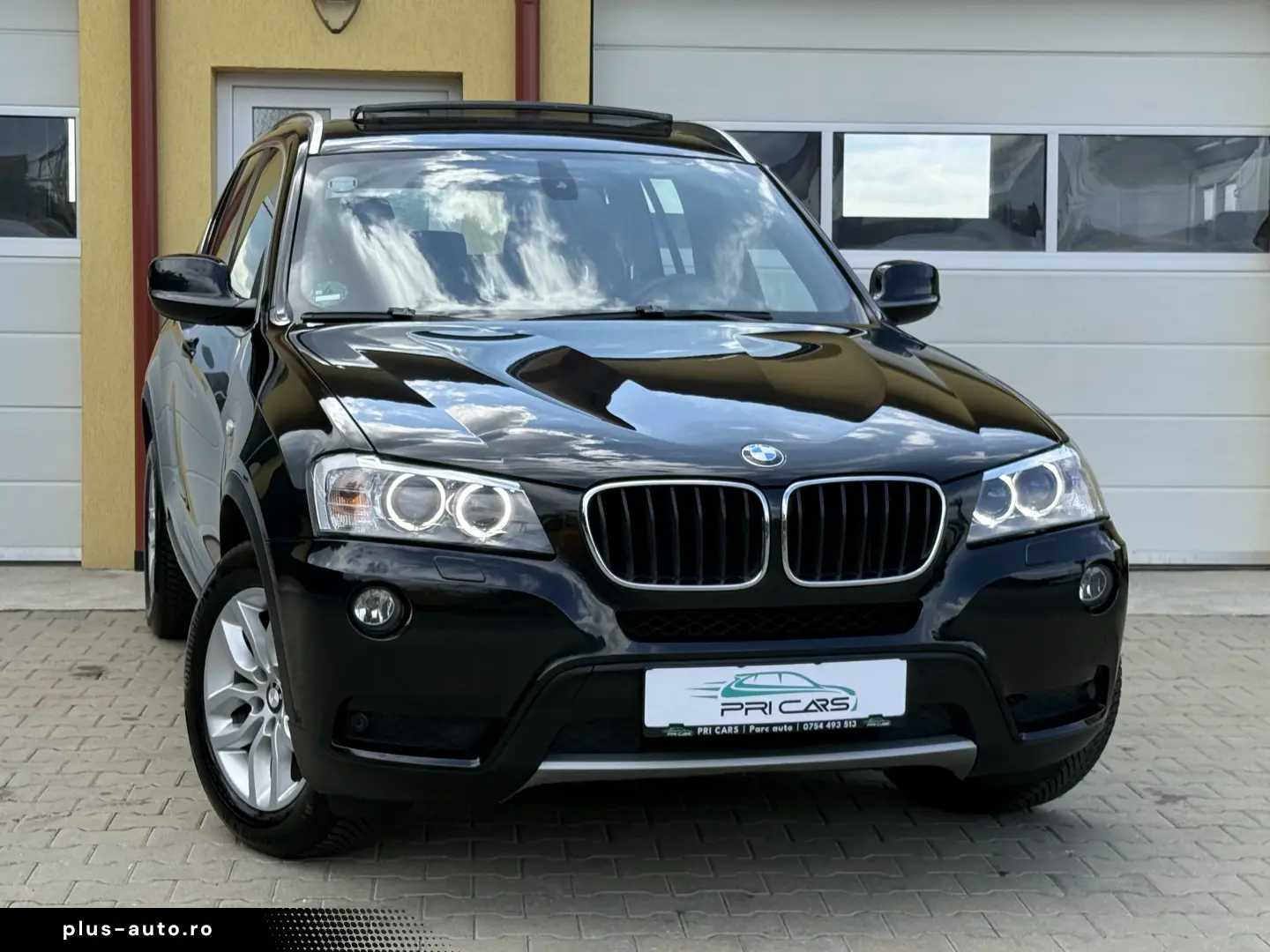2.0d   184cp   xDrive   Camera   Panorama    Keyless   Navi