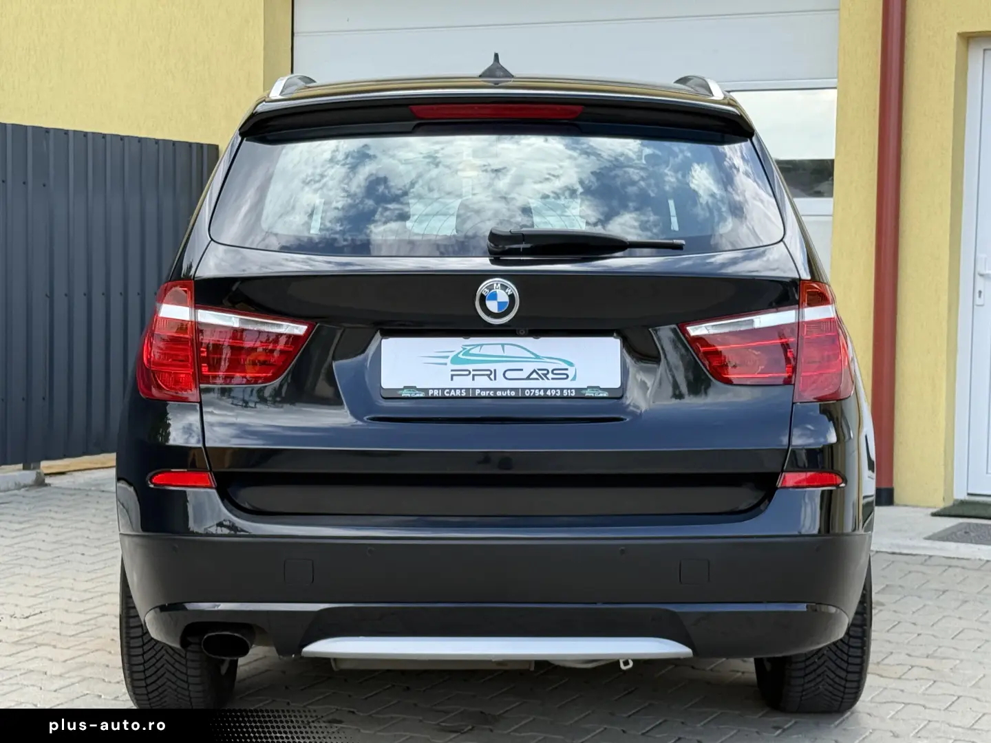 2.0d   184cp   xDrive   Camera   Panorama    Keyless   Navi