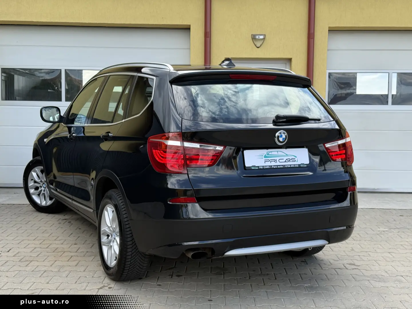 2.0d   184cp   xDrive   Camera   Panorama    Keyless   Navi