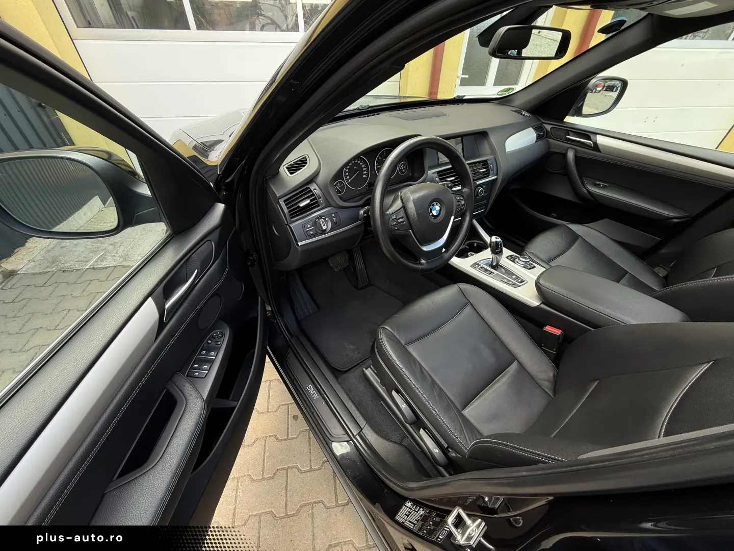 2.0d   184cp   xDrive   Camera   Panorama    Keyless   Navi