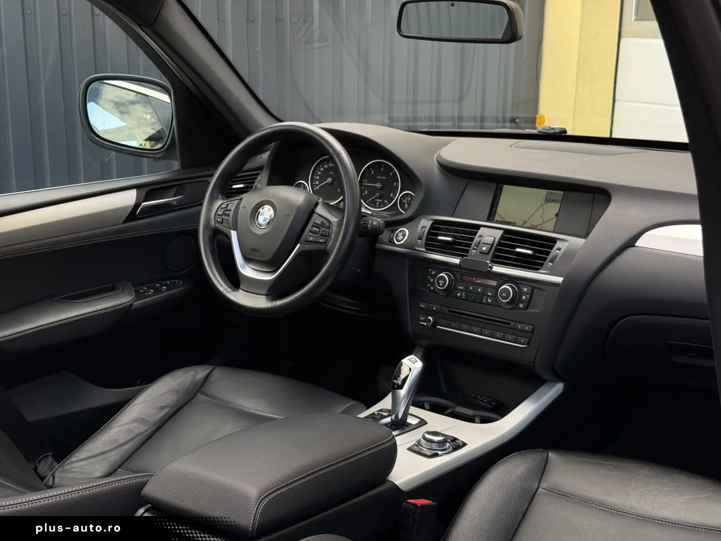 2.0d   184cp   xDrive   Camera   Panorama    Keyless   Navi