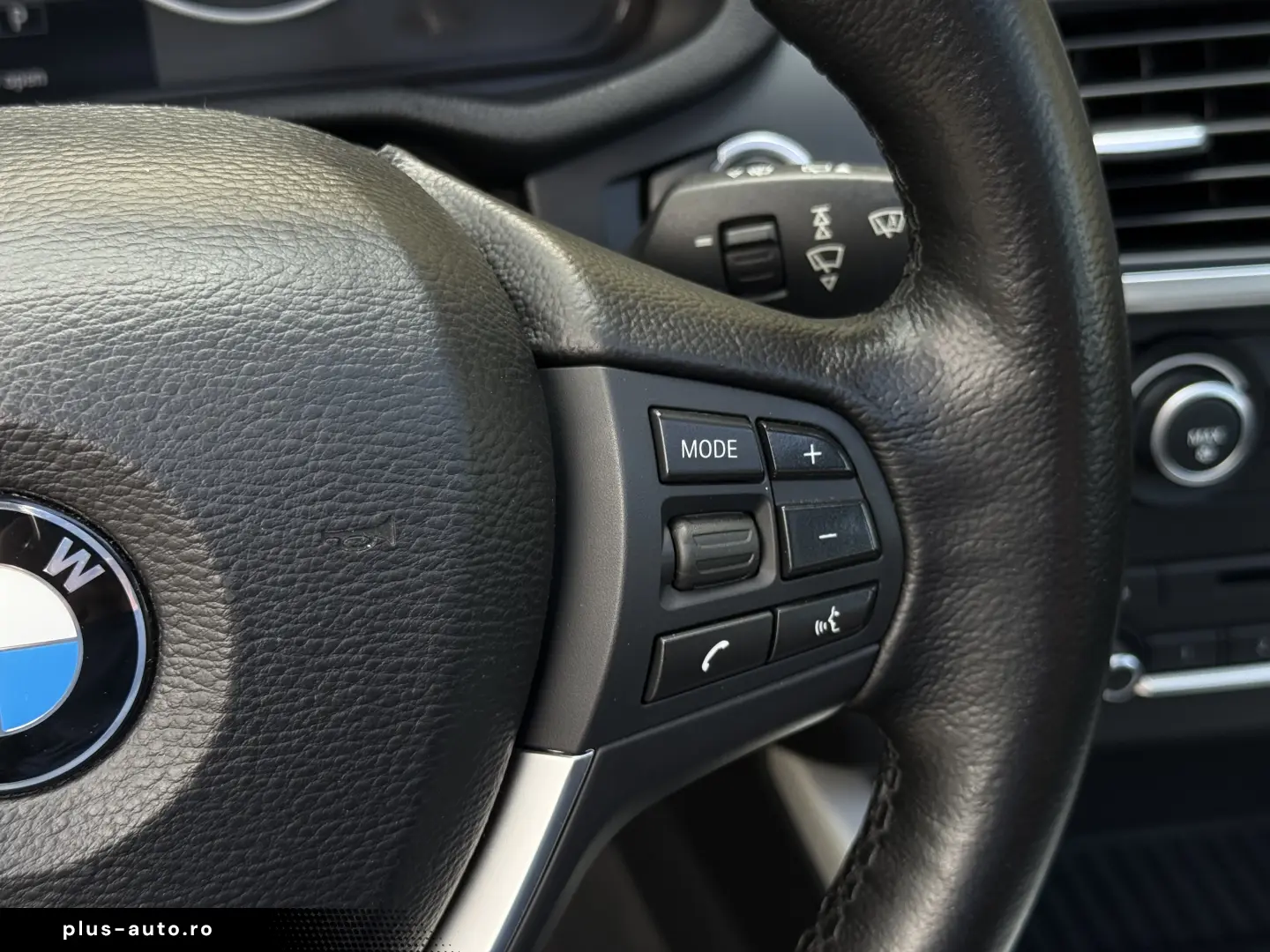 2.0d   184cp   xDrive   Camera   Panorama    Keyless   Navi