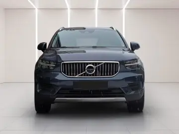 VOLVO XC40 B4 Inscription  360 HK Pano e-Sitze ACC