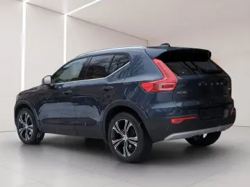 VOLVO XC40 B4 Inscription  360 HK Pano e-Sitze ACC