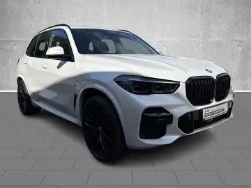 BMW X5 XDRIVE45E Sportpaket HUD Luftfederung AD Nive
