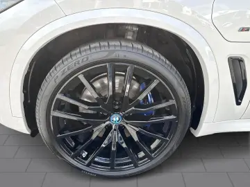 BMW X5 XDRIVE45E Sportpaket HUD Luftfederung AD Nive