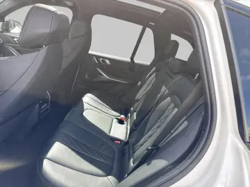 BMW X5 XDRIVE45E Sportpaket HUD Luftfederung AD Nive