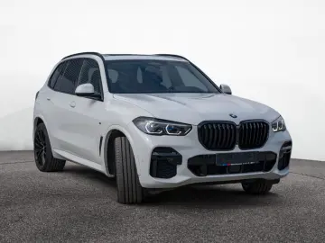 BMW X5 xDrive 30d M-Sport STANDHZ PANO LASER LEDER